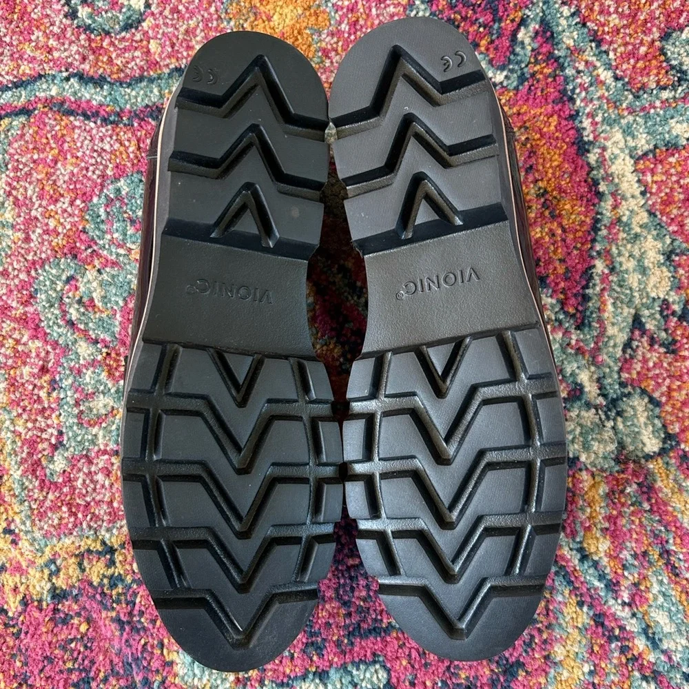 Vionic | Women’s Black Patent Cheryl Lug Sole Platform Penny Loafers, Size 6.5